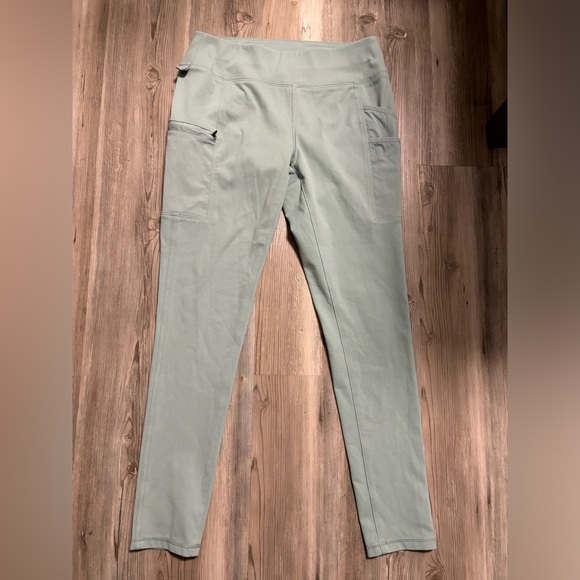 Carhartt Mid Rise Fitted Style BN3609W Size Small NWOT - Picture 1 of 6